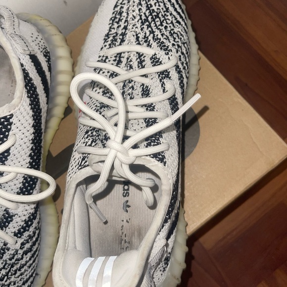 Yeezy 350 zebra - Picture 5 of 8